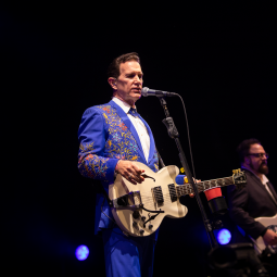 Chris Isaak