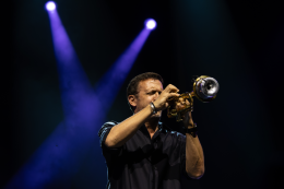<p>Chris Minh Doky &amp; The Nomads © Laurent Sabathé</p>