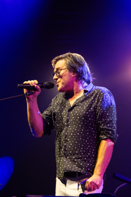 <p>Thomas Dutronc Jazz &amp; Friends © Laurent Sabathé</p>